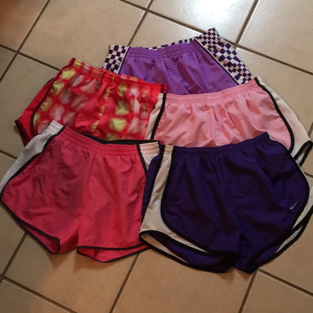 Set of 5 Nike shorts.